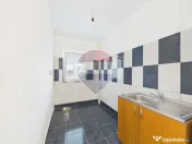Garsoniera spatioasa si renovata in Rahova