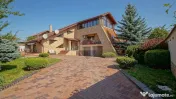 Comision 0% | Casă cu arhitectură unică în zona centr...