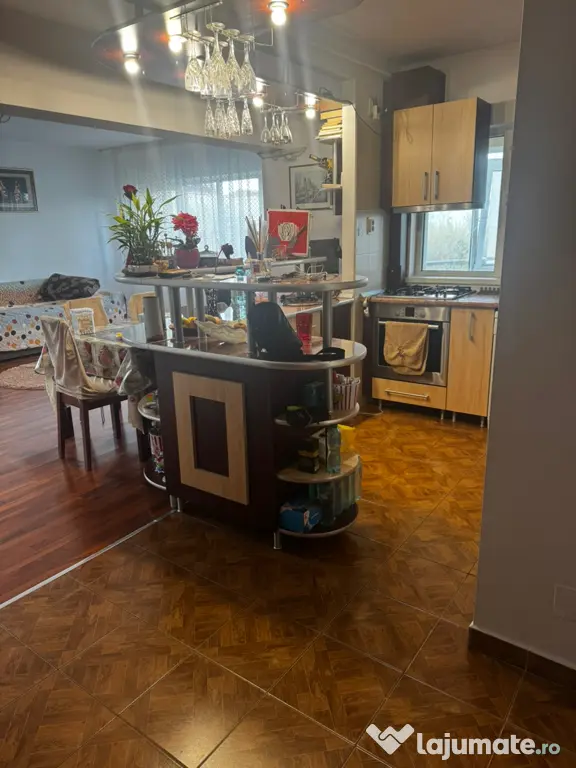 Apartament 2 camere decomandat