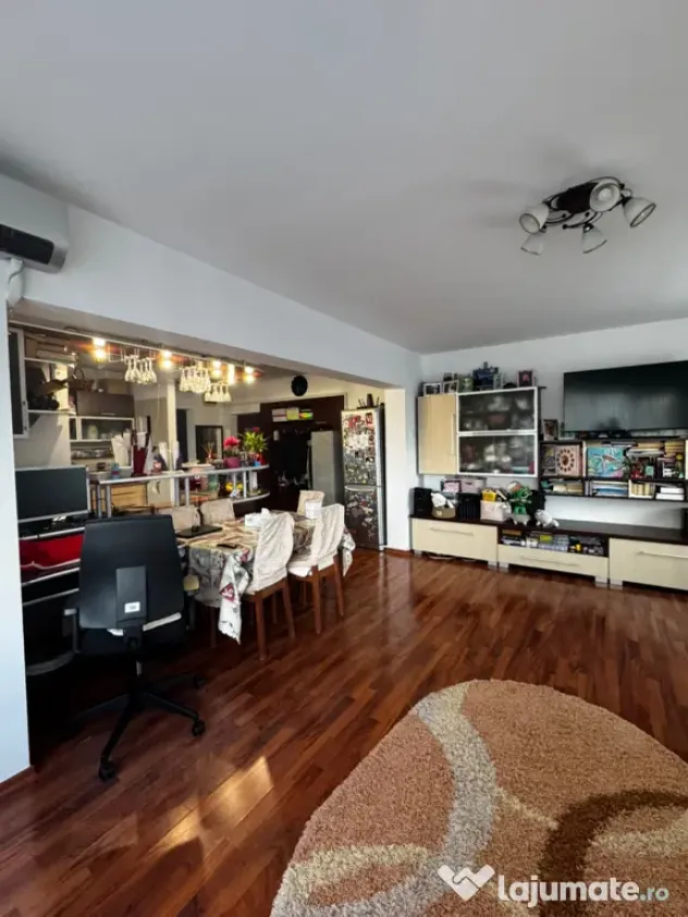 Apartament 2 camere decomandat