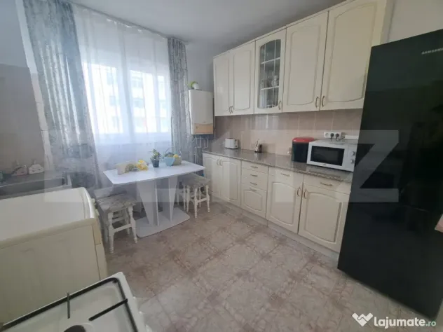 Oportunitate Micro 4, Târgoviște. Apartament 2 camere mobi