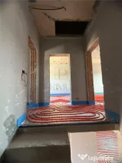 MOSNITA-ZONA LINISTITA - COMPARTIMENTARE EXCELENTA 