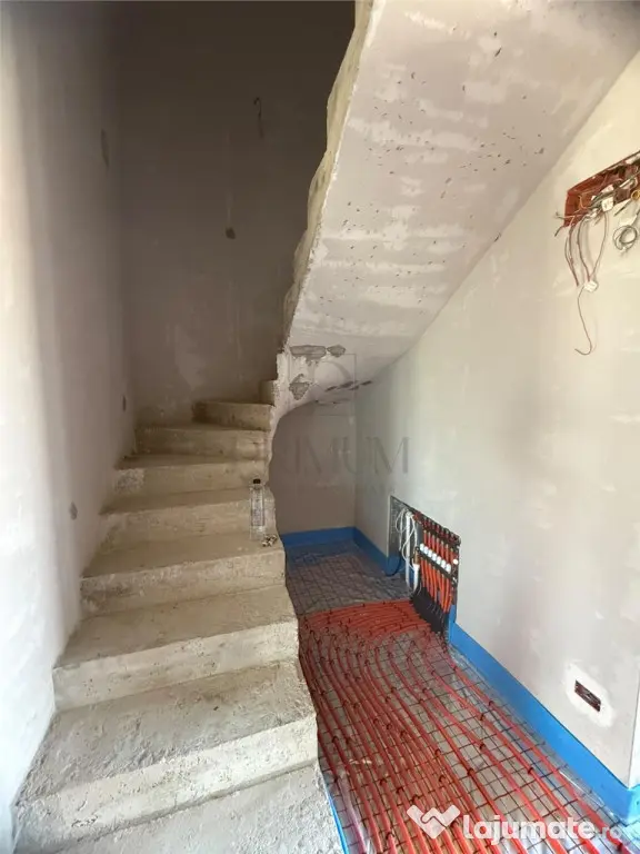 MOSNITA-ZONA LINISTITA - COMPARTIMENTARE EXCELENTA