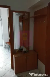 Garsoniera Piata Alba Iulia.