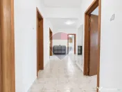 Apartament cu 2 camere semimobilat cu loc de parcare și ... 