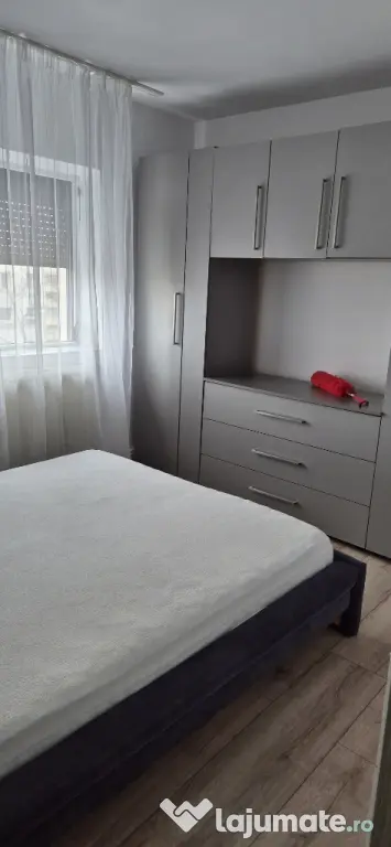 închiriez apartament 2 camere