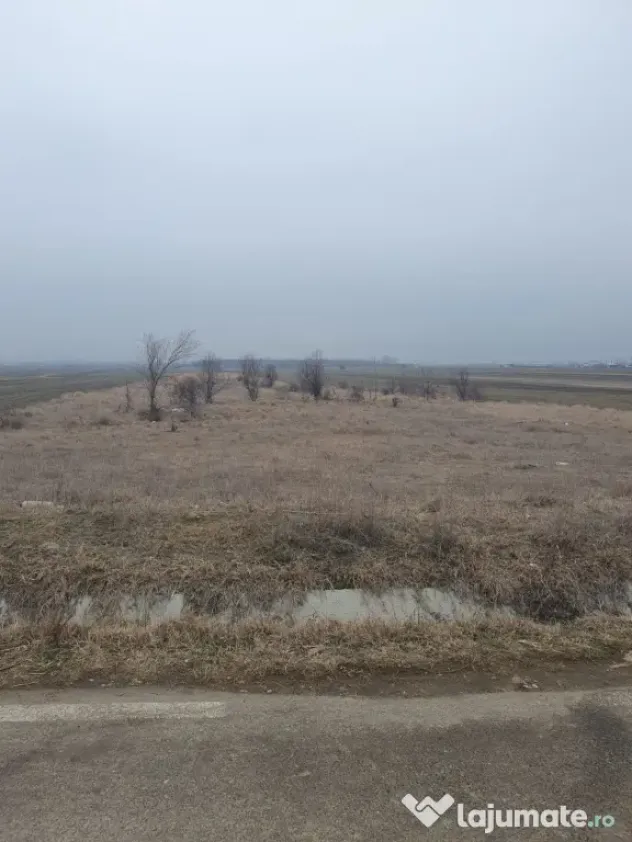Vand teren arabil in municipiul Dragasani-Zlatarei, jud. Valcea