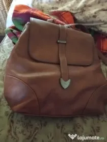 Vând rucsac frumos