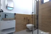 Centru - Bd Tomis 76, apartament cu 2 camere plus garsoni... 