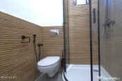 Centru - Bd Tomis 76, apartament cu 2 camere plus garsoni... 