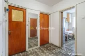 Apartament 3 camere - Postavarul
