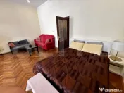 Apartament ultracentral, 2 camere decomandate, parcare priva 