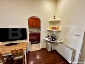 Apartament ultracentral, 2 camere decomandate, parcare priva 