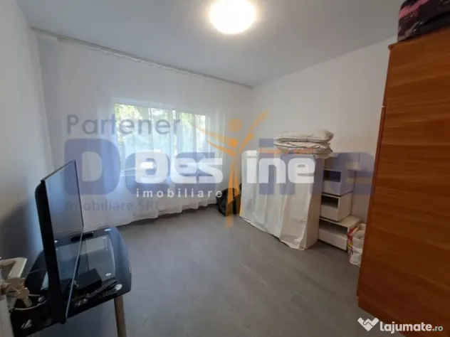 Apartament 3 camere Decomandat, 72 mp, Zona MIRCEA CEL BA... - Iasi (Iasi)