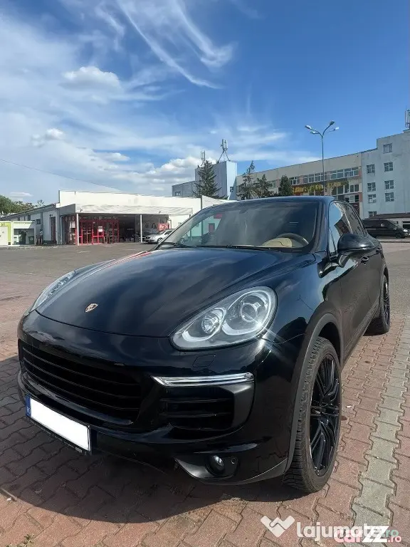 Porsche Cayenne an 2016