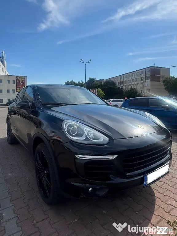 Porsche Cayenne an 2016