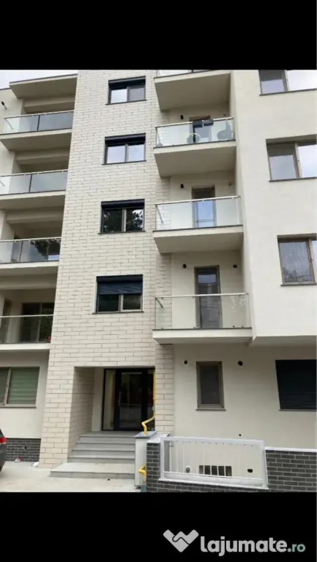 Inchiriez apartament 2 camere zona Banat