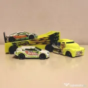 Pachet mașinuțe și tir/camion Hot Wheels - ocazie rară 