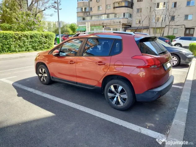 Peugeot 2008 1.6 Diesel 2016 116.000 km foarte economic ideal pentru naveta