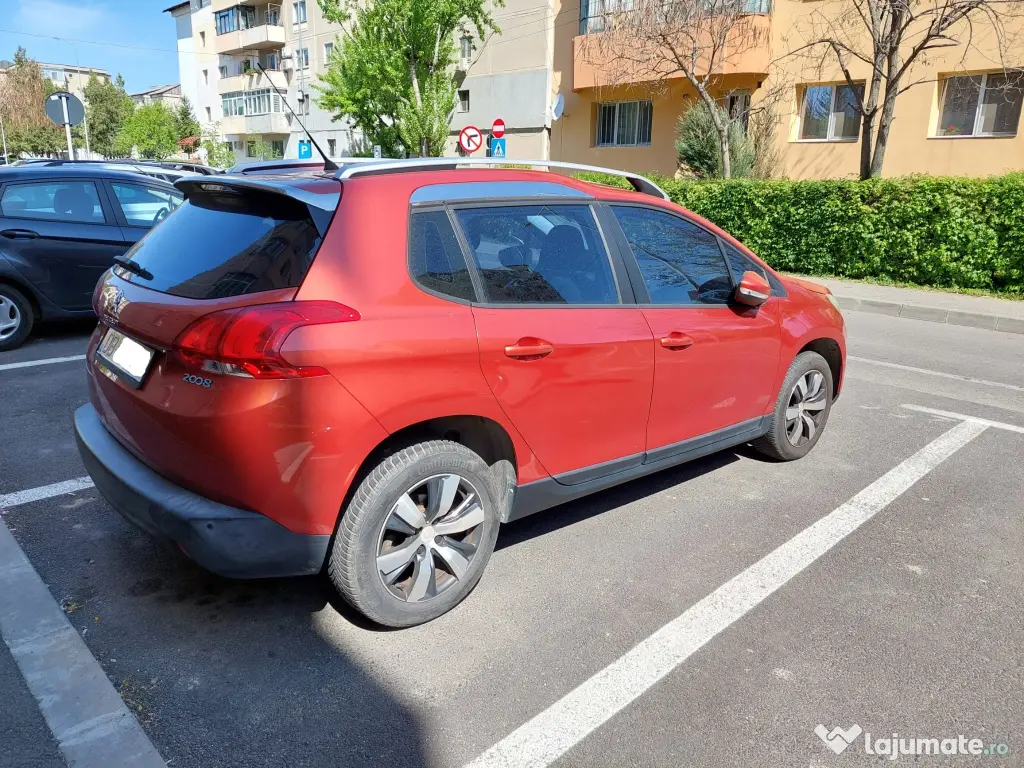 Peugeot 2008 1.6 Diesel 2016 116.000 km foarte economic ideal pentru naveta