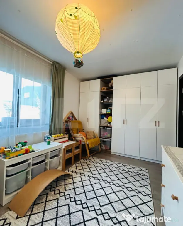 Casa parter, 350 mp teren, Ford