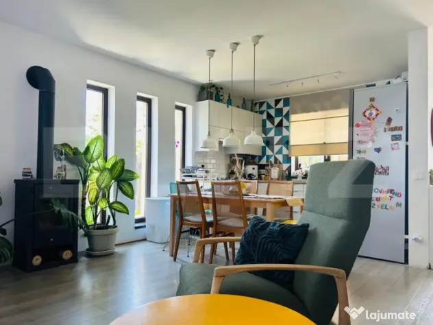 Casa parter, 350 mp teren, Ford