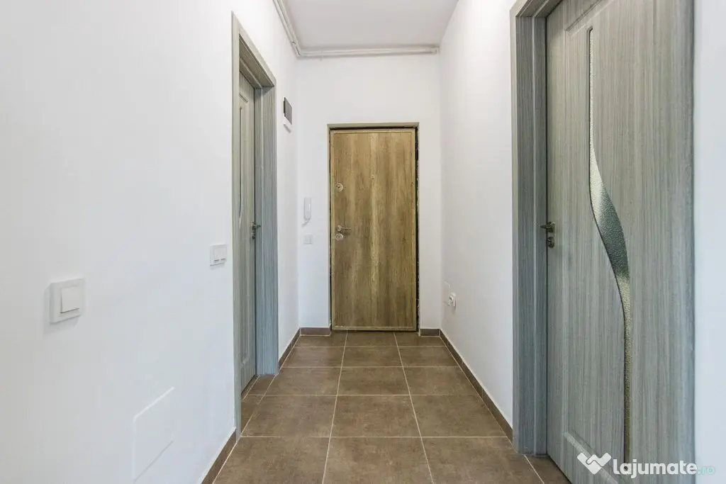Apartament 2 Camere, 47 mp. centrala proprie, Militari - ...