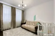 Apartament 3 camere de vanzare, str Tineretului, Floresti. 