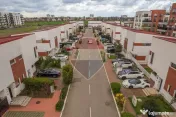 Casă / Vilă cu 3 camere de vânzare Str. Diamantului 6,... 