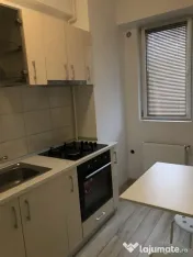 Piata sudului vacaresti etaj 2 