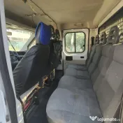 Peugeot Boxer 2012 Cabină Dublă cu Benă, 7 Locuri 