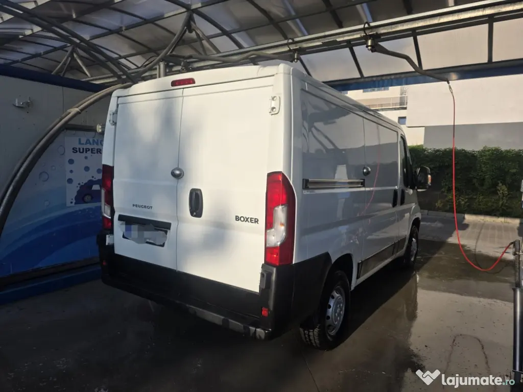 Autoutilitara duba Peugeot Boxer cu doar 120.000km reali, noiembrie 2018, 2.0 diesel, stare tehnica perfecta! Nu necesita investitii!