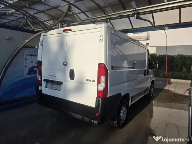 Autoutilitara duba Peugeot Boxer cu doar 120.000km reali, noiembrie 2018, 2.0 diesel, stare tehnica perfecta! Nu necesita investitii!