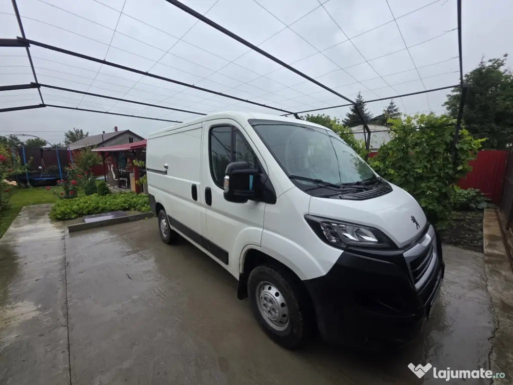 Autoutilitara duba Peugeot Boxer cu doar 120.000km reali, noiembrie 2018, 2.0 diesel, stare tehnica perfecta! Nu necesita investitii!