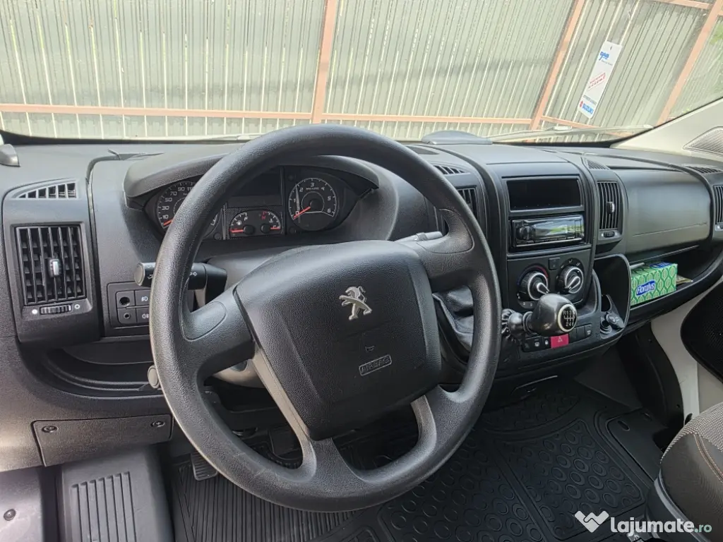 Autoutilitara duba Peugeot Boxer cu doar 120.000km reali, noiembrie 2018, 2.0 diesel, stare tehnica perfecta! Nu necesita investitii!