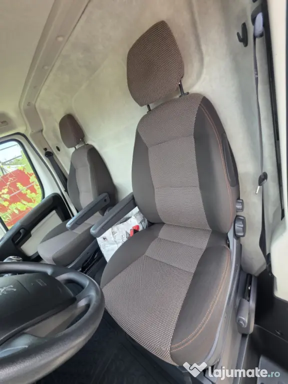 Autoutilitara duba Peugeot Boxer cu doar 120.000km reali, noiembrie 2018, 2.0 diesel, stare tehnica perfecta! Nu necesita investitii!