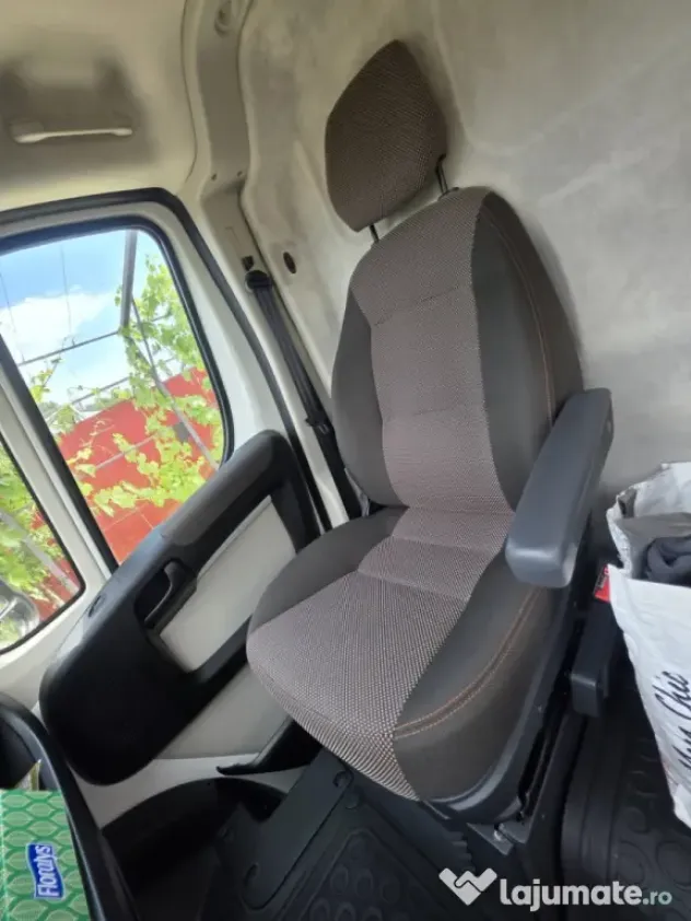 Autoutilitara duba Peugeot Boxer cu doar 120.000km reali, noiembrie 2018, 2.0 diesel, stare tehnica perfecta! Nu necesita investitii!