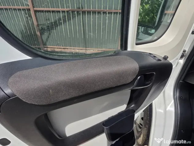 Autoutilitara duba Peugeot Boxer cu doar 120.000km reali, noiembrie 2018, 2.0 diesel, stare tehnica perfecta! Nu necesita investitii!