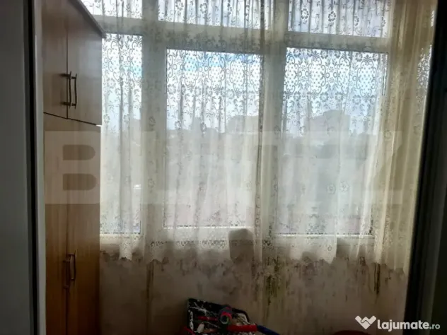 Apartament 2 camere decomandat – Strada 9 Mai, zonă lini?