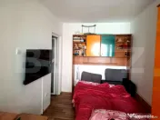 Apartament 2 camere decomandat – Strada 9 Mai, zonă lini?