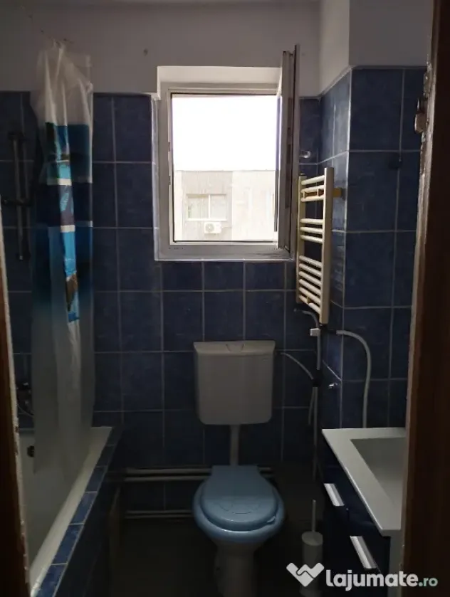 Persoana Fizică vând Apartament 2 camere decomandat 54mp zona Frumoasa