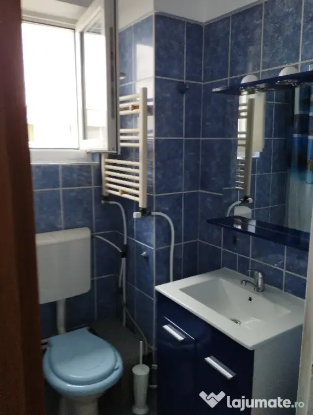Persoana Fizică vând Apartament 2 camere decomandat 54mp zona Frumoasa