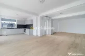 Penthouse 5 camere Green City 