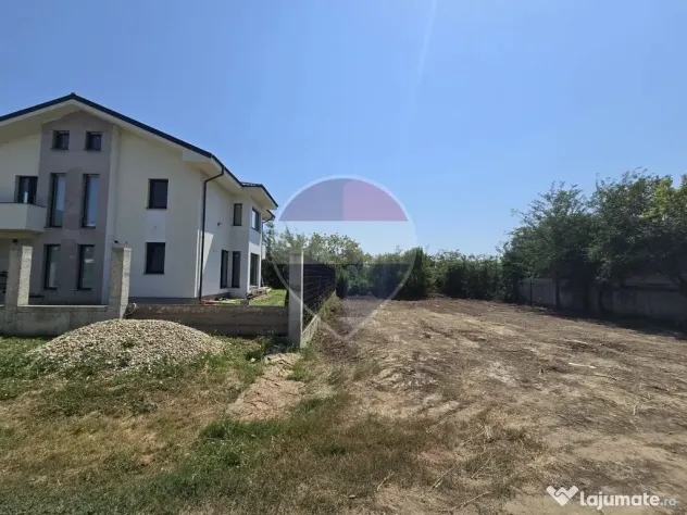 DE VANZARE Teren cu Proiect 2 Case , Intrarea Stegarului ...