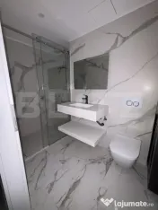 Apartament 2 camere, lux, parcare, zona UMF 