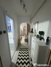 Apartament 4 camere etaj 4 Craiovita Noua 