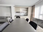 Apartament 2 camere, lux, parcare, zona UMF