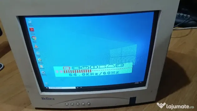 Monitor crt belinea color