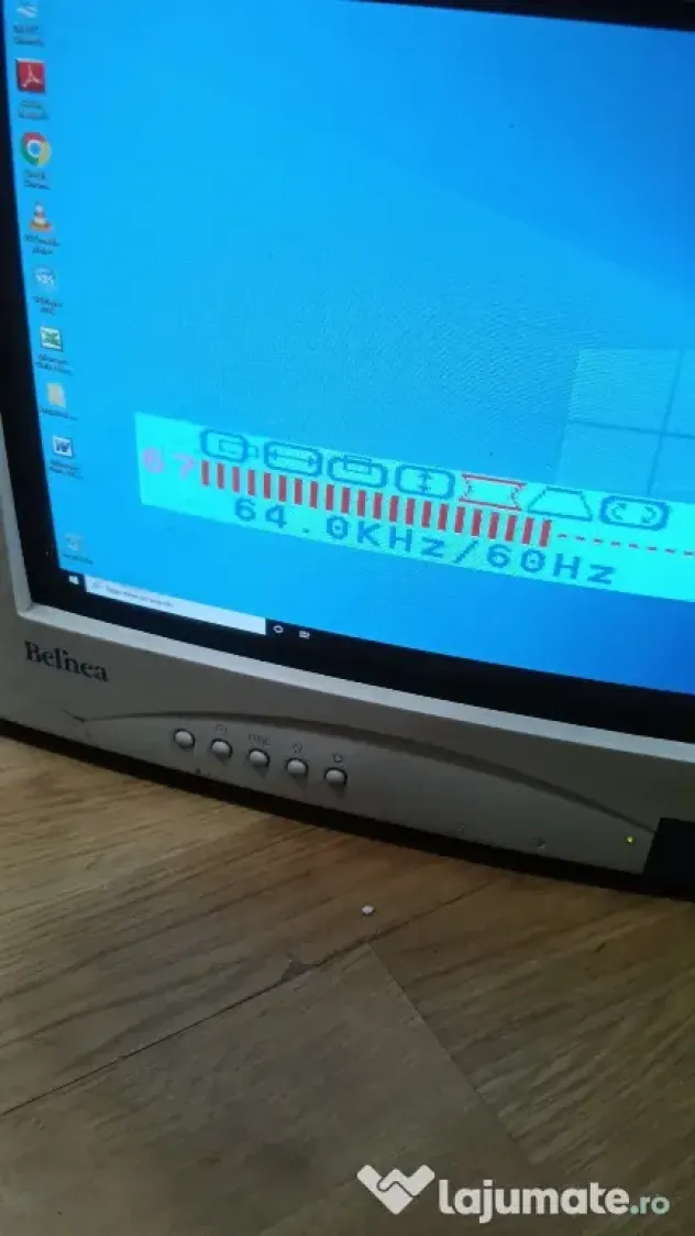 Monitor crt belinea color