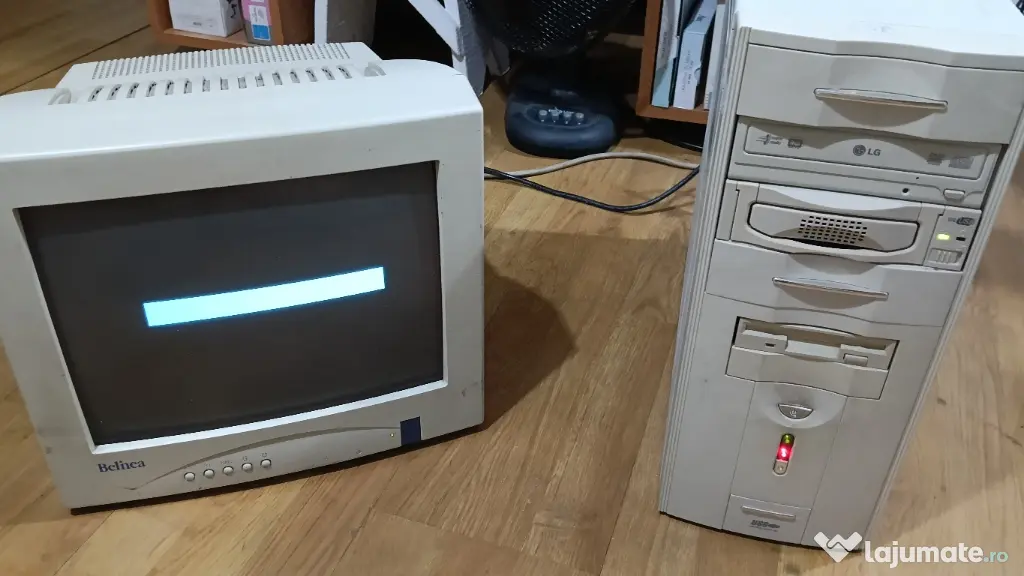 Monitor crt belinea color